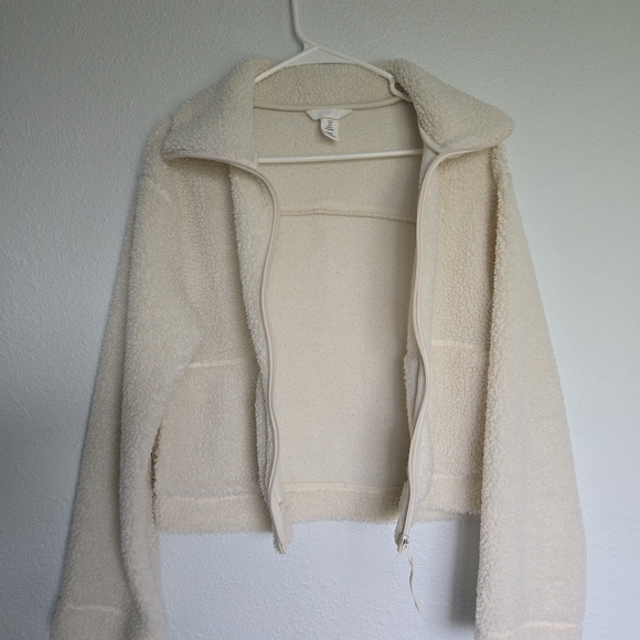 H&M Cream Fleece Jacket – Soft-Core Cozy Layering Piece Size Small - Picture 7 of 8